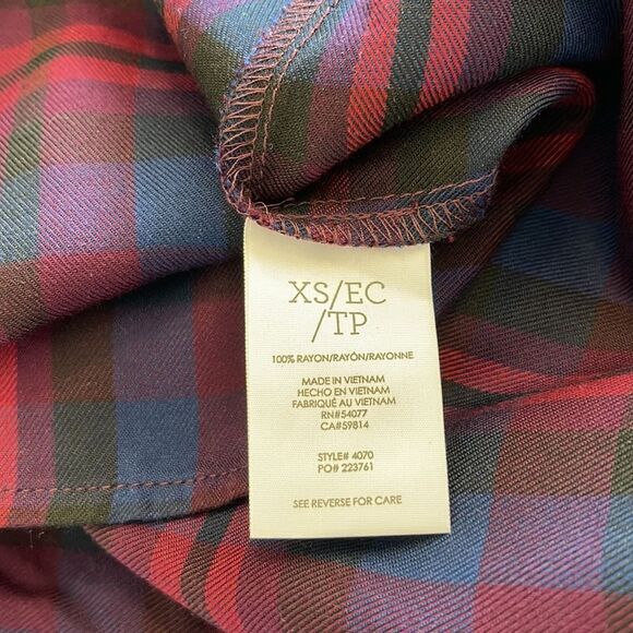Cabi Caroling Top Plaid Style #4070 Shirt Blouse FALL XS - Picture 5 of 5